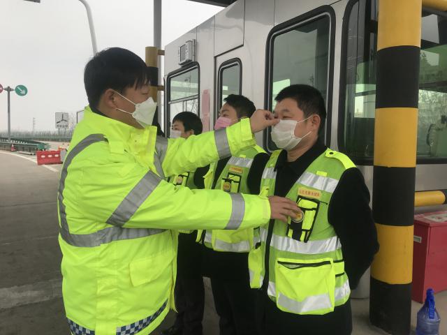 1581494321113005.jpg 我身邊的黨員 界阜蚌公司 田野.jpg